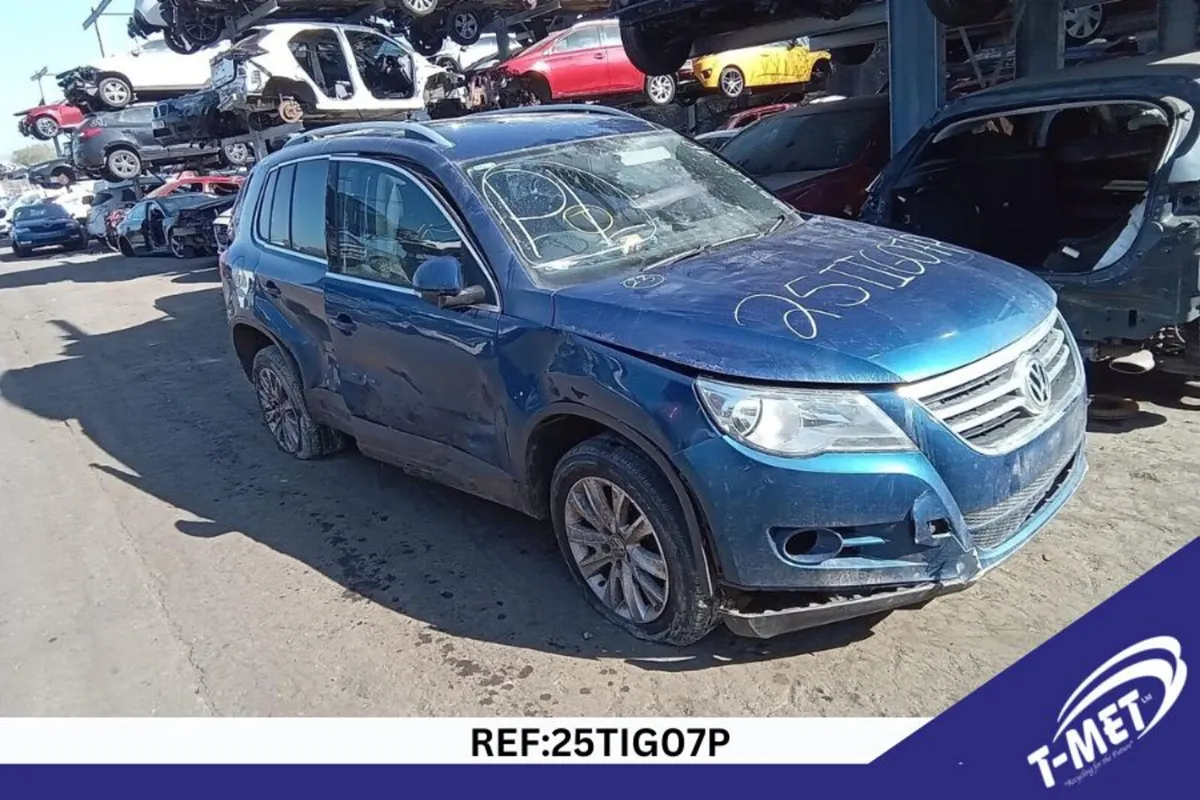 2010 VOLKSWAGEN TIGUAN BREAKING FOR PARTS - Image 2