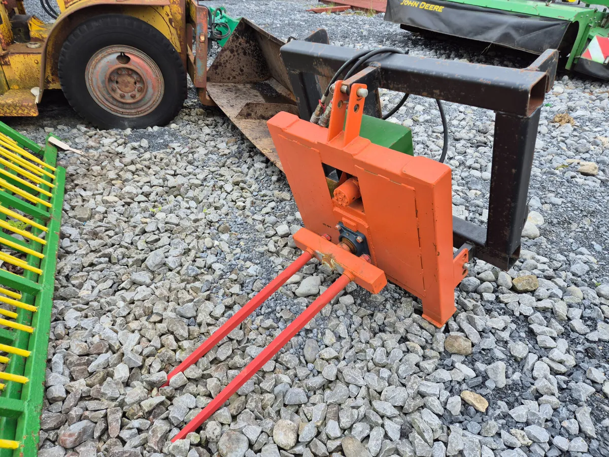 Bale Unwinder - Image 1