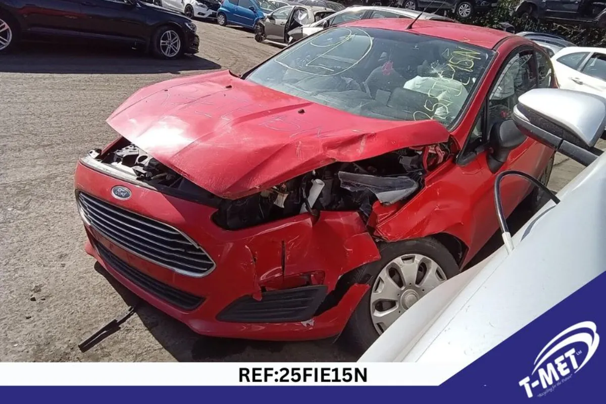 2014 FORD FIESTA BREAKING FOR PARTS - Image 4
