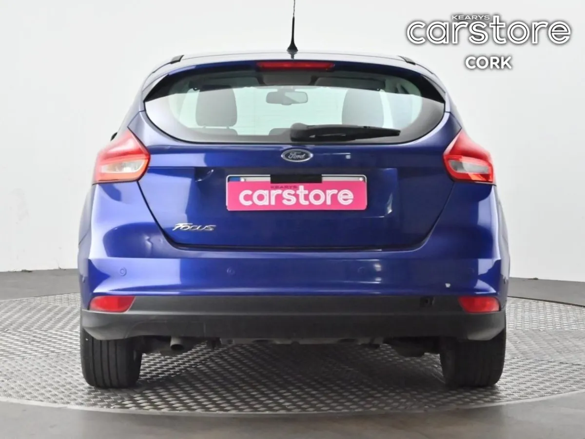 Ford Focus 1.5 Tdci 95ps Zetec - Image 4