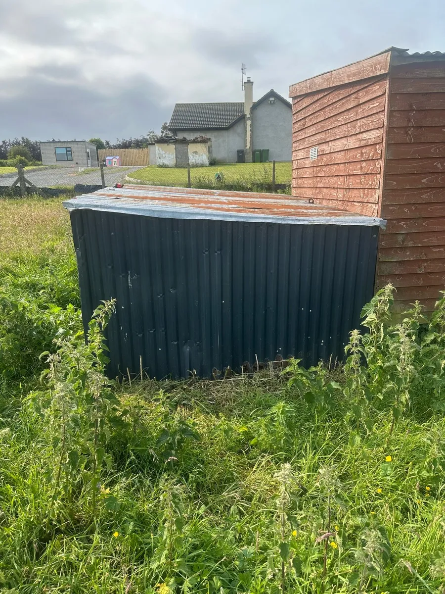 calf hutch - Image 4