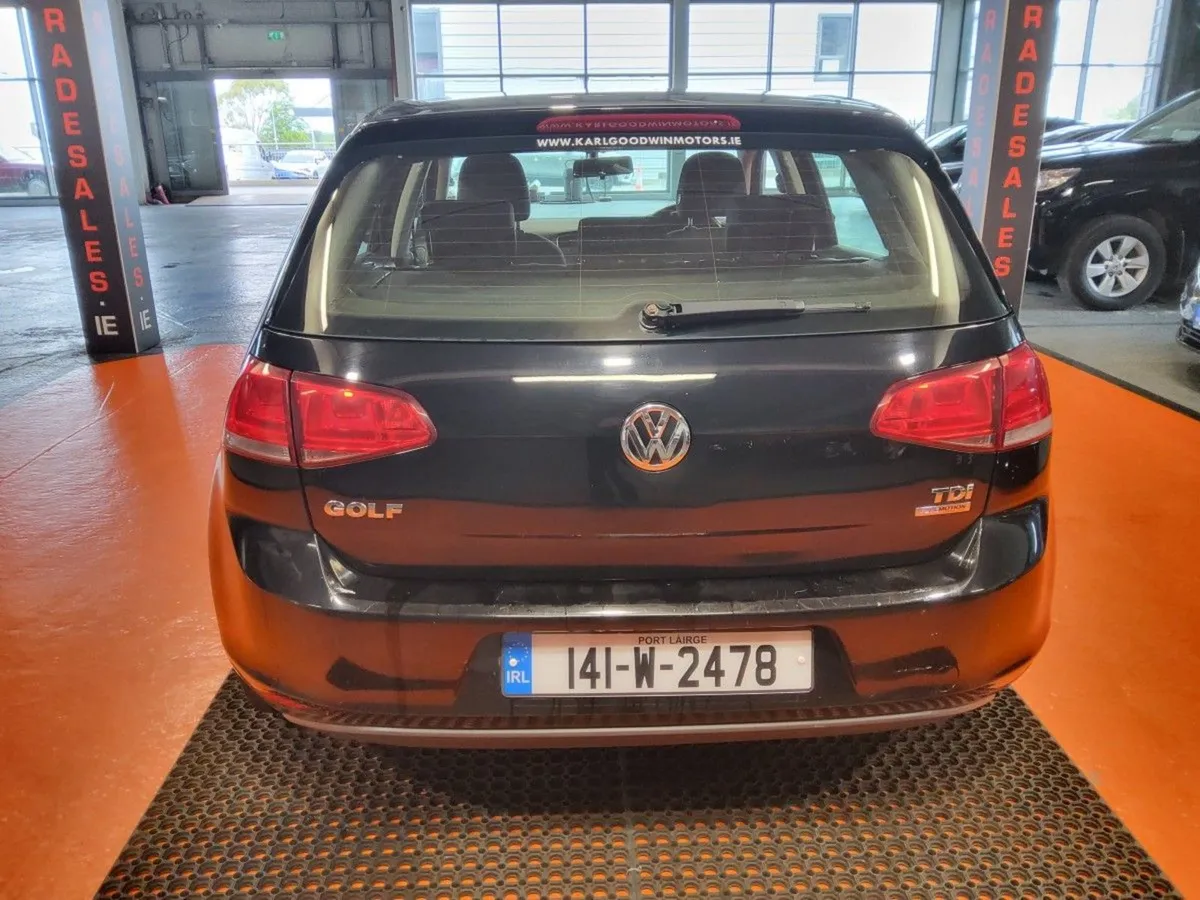 Volkswagen Golf 1.6 TDI 110HP Bluemotion - Image 4