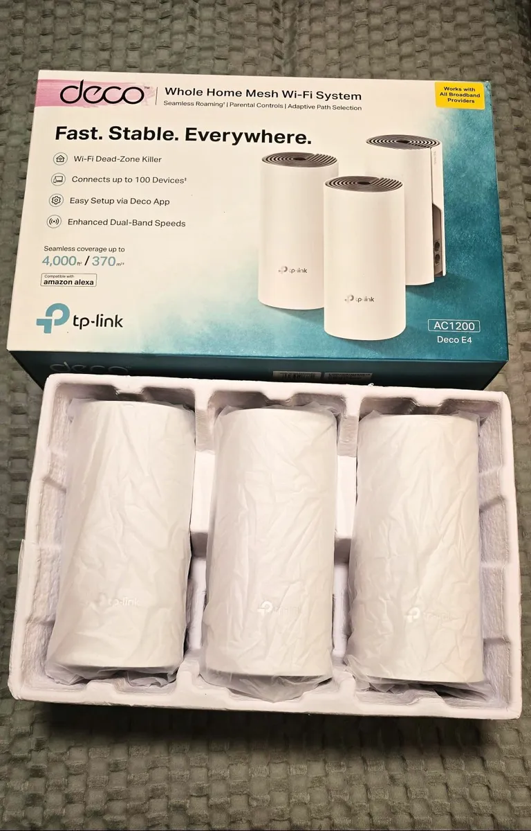 TP-Link Deco E4 (3-Pack) Home Mesh Wi-Fi Broadband - Image 1