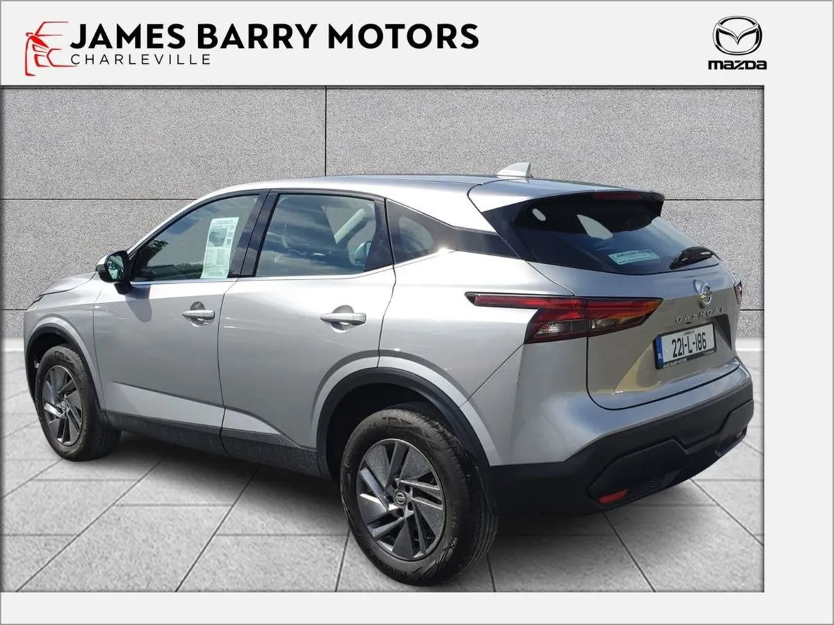 Nissan QASHQAI 1.3 PET Mild Hybrid SV - Image 4