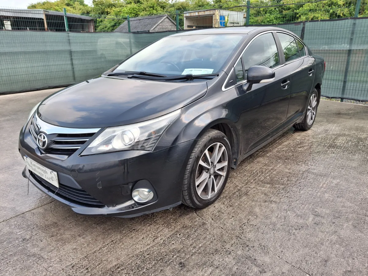 142 Toyota Avensis 2.0 D4d - Image 4
