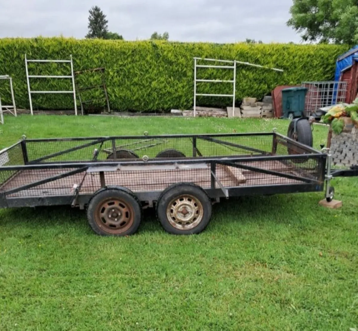 Trailer - Image 2