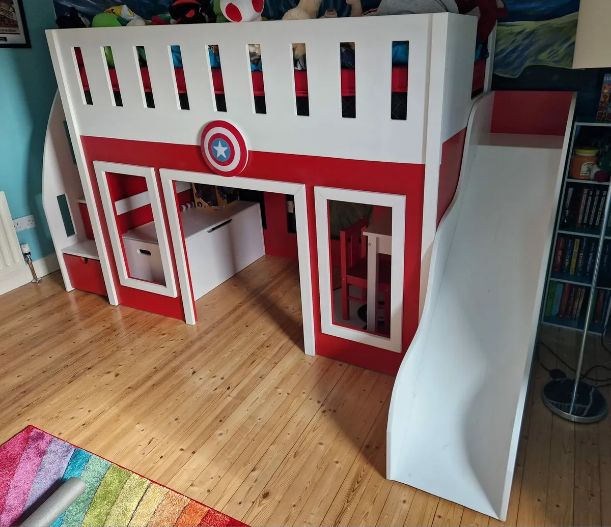 Kids integrated bed and playhouse - Image 3