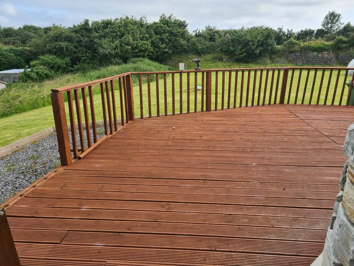 Reclaimed used Decking in perfect condition - Image 1