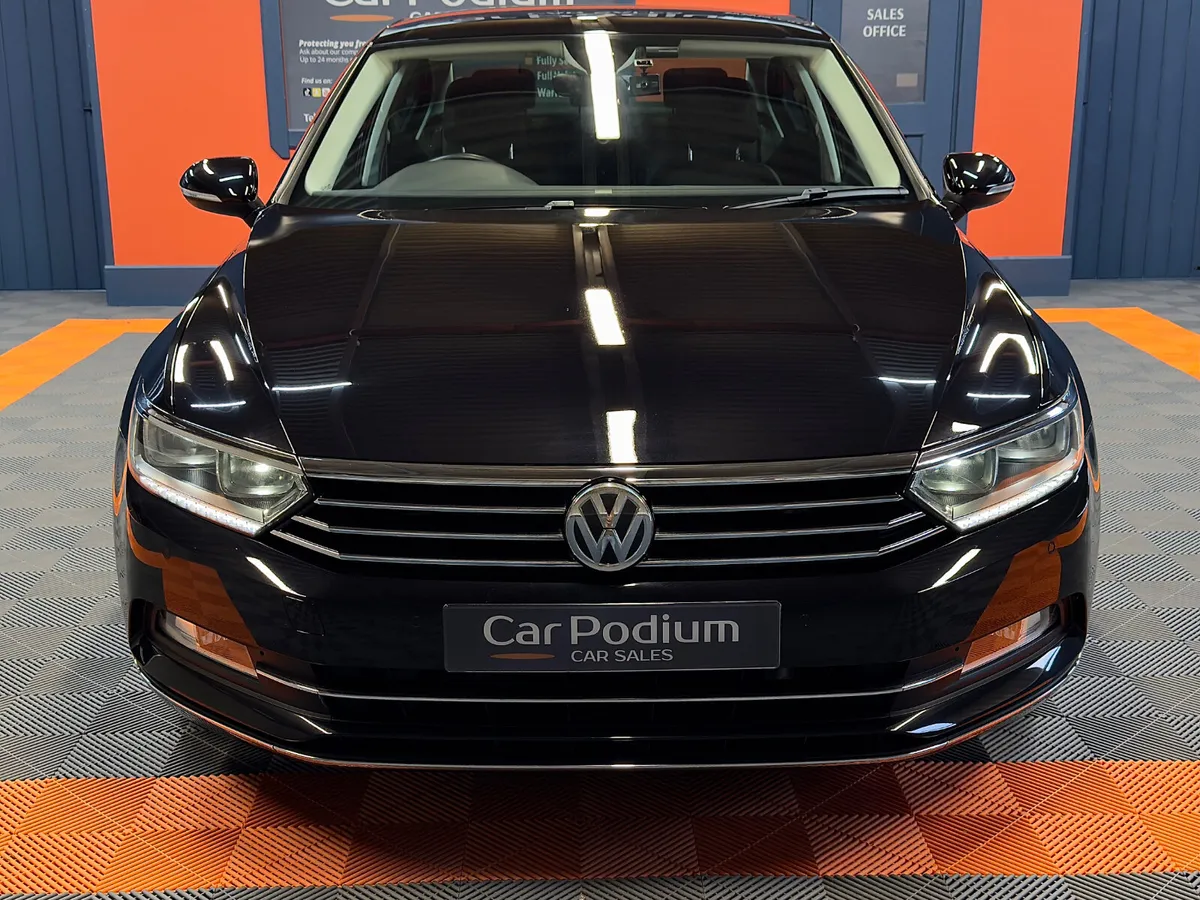 2017 Volkswagen Passat Elegance 1.4TSi Auto DSG - Image 2