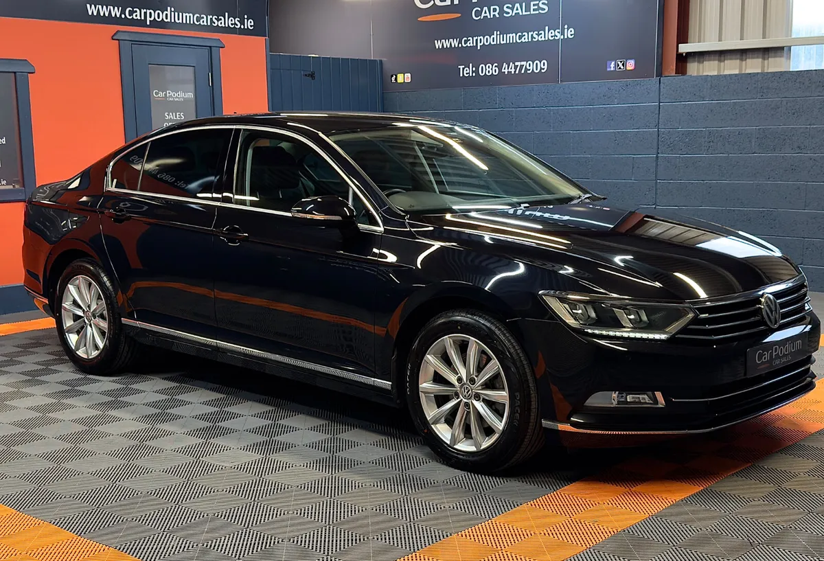 2017 Volkswagen Passat Elegance 1.4TSi Auto DSG - Image 3