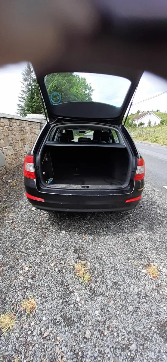 Skoda Octavia 2015 - Image 2