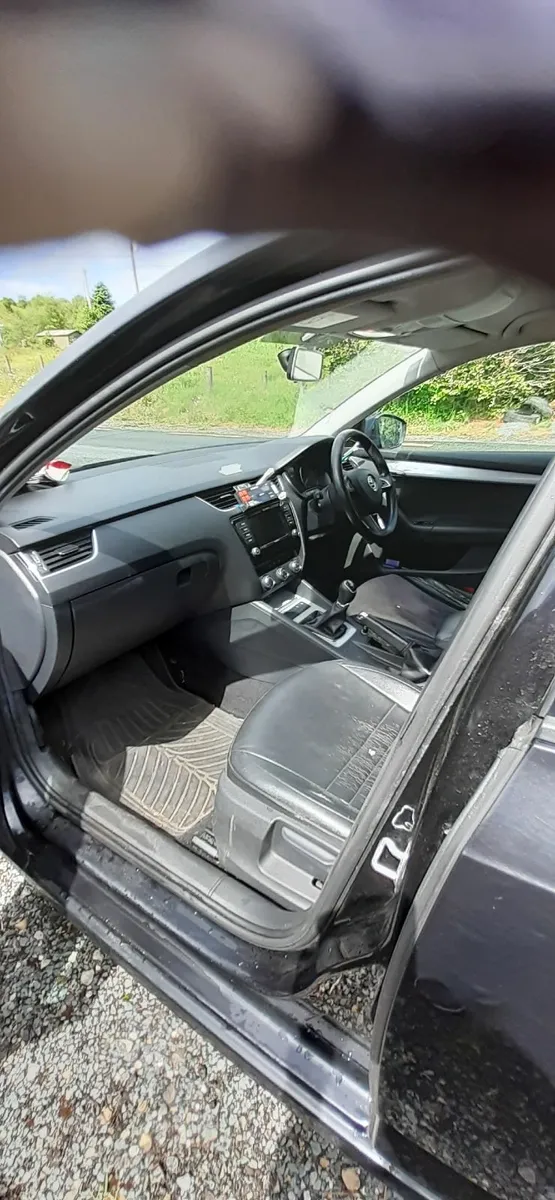 Skoda Octavia 2015 - Image 3