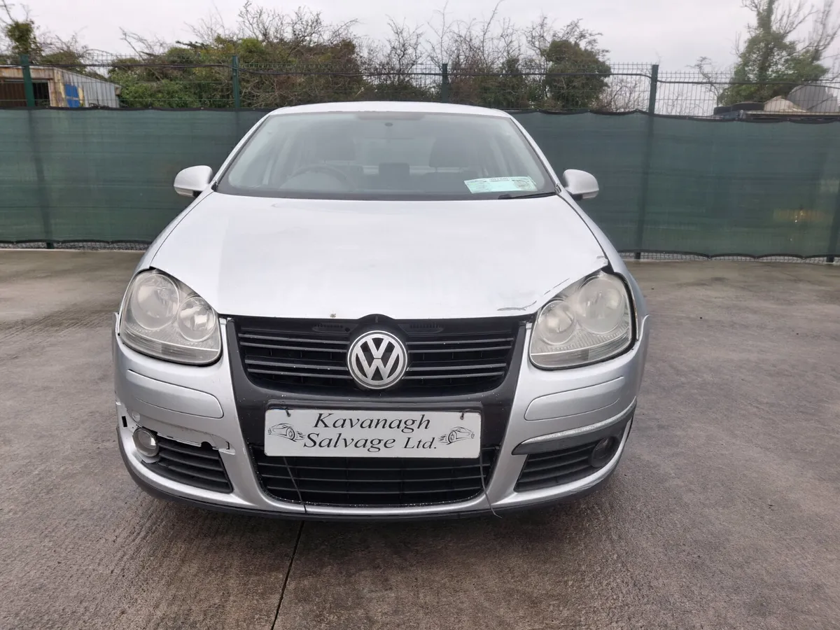 2009 Volkswagen Jetta  1.9 TDI - NP - Image 4