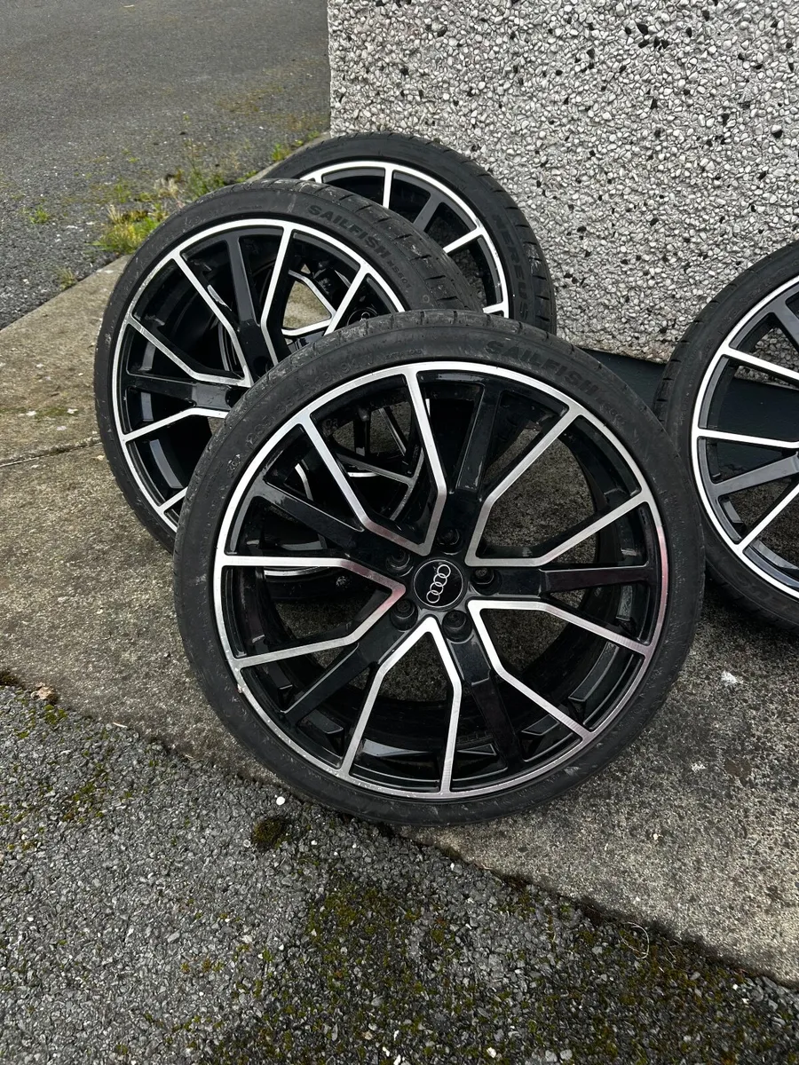 19inch Alloy Wheels - Image 2