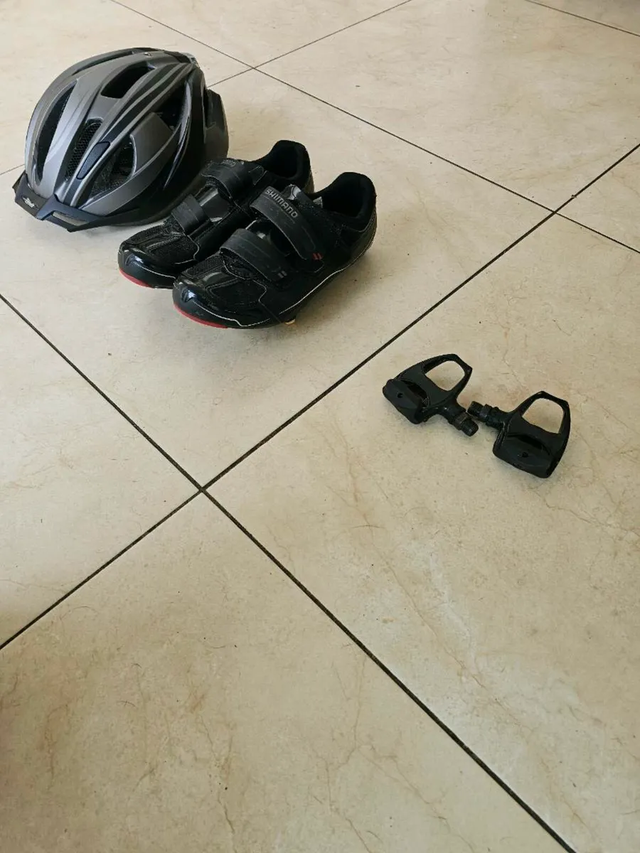 Road bike - Image 1