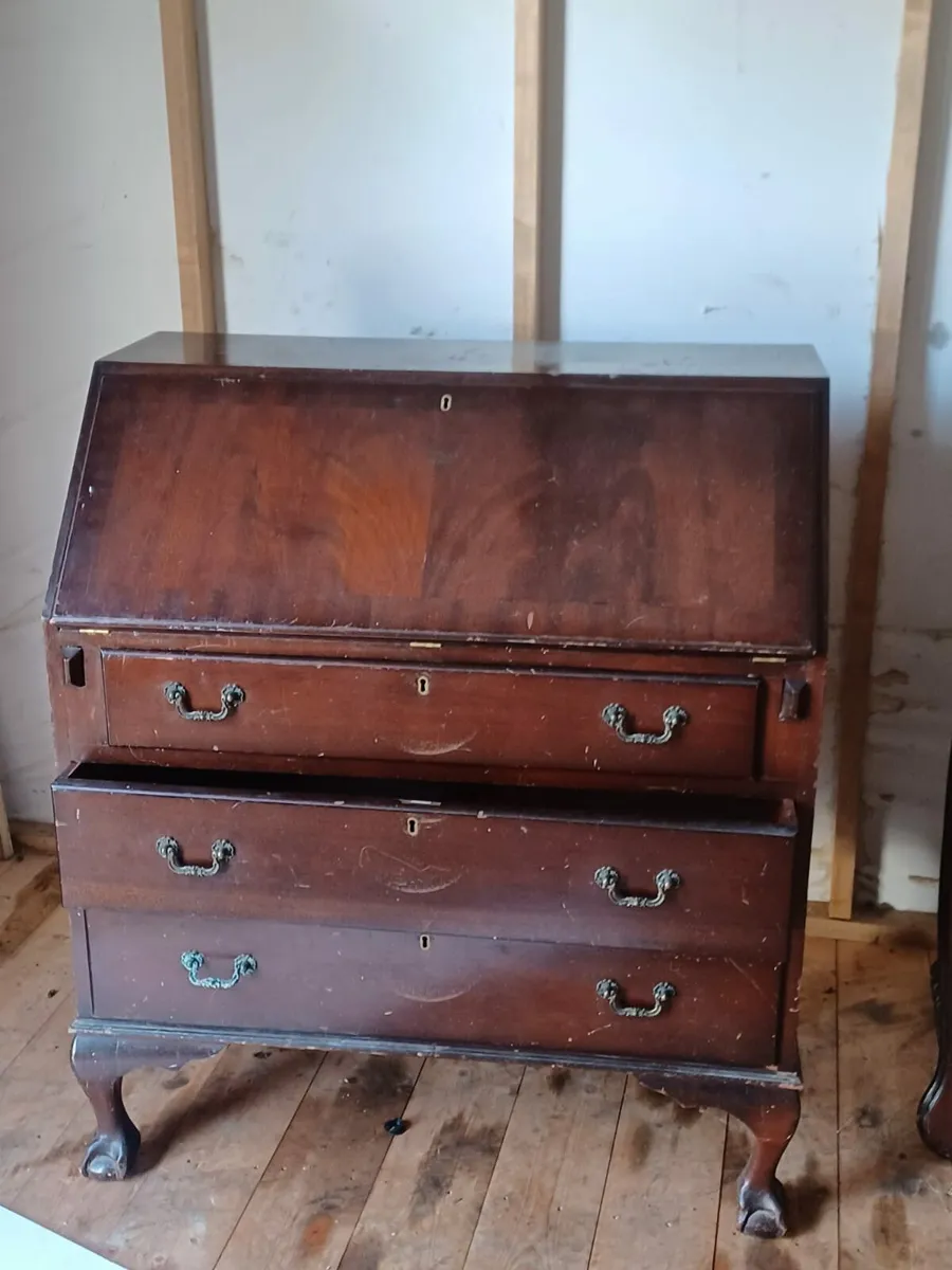 Writing bureau