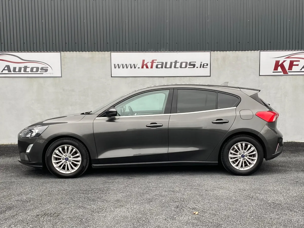 Ford Focus Titanium 1.5TDCI 6 Speed Manual 120bhp - Image 4
