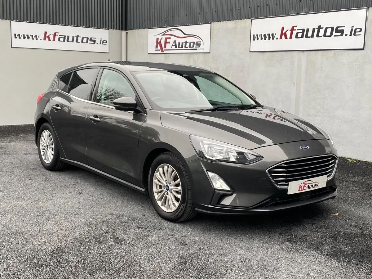 Ford Focus Titanium 1.5TDCI 6 Speed Manual 120bhp - Image 3