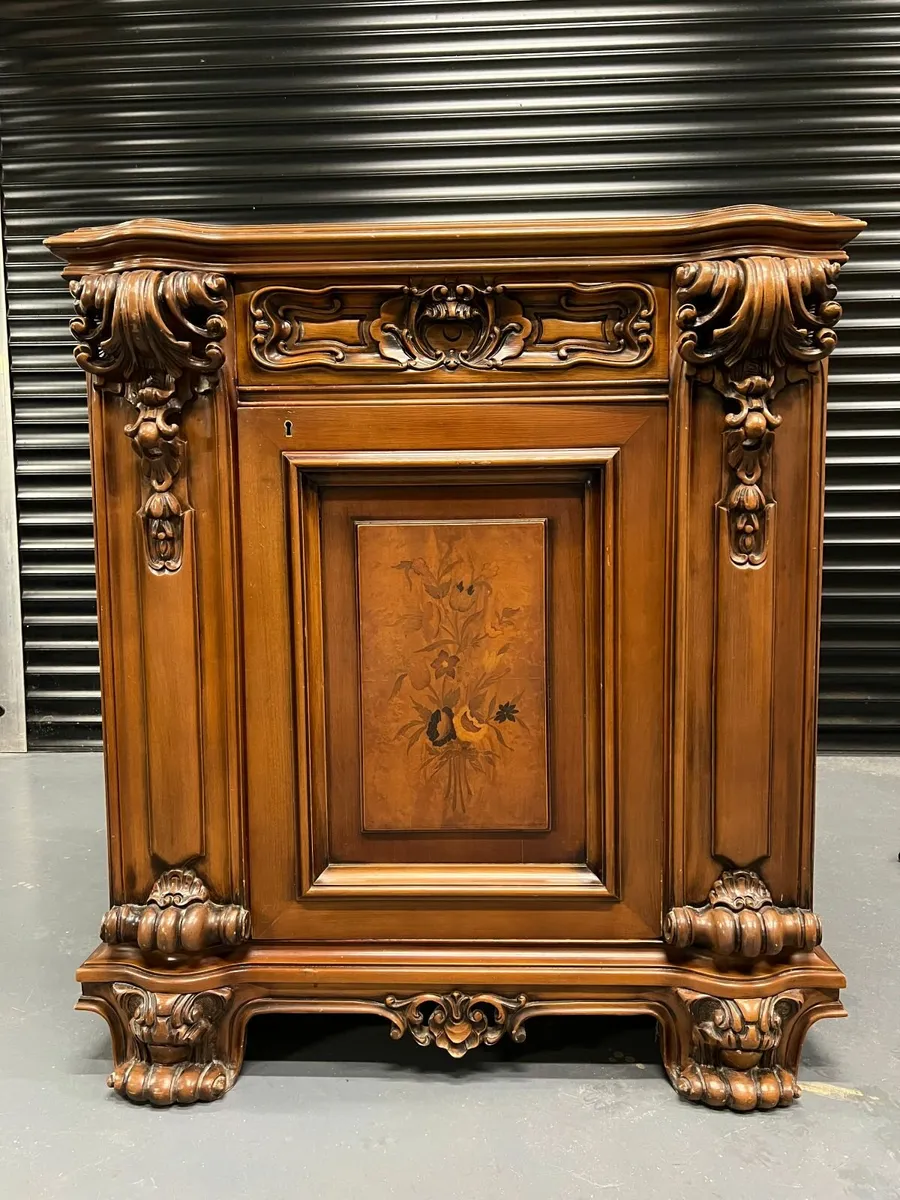 Cabinet Unit Furniture - Image 1