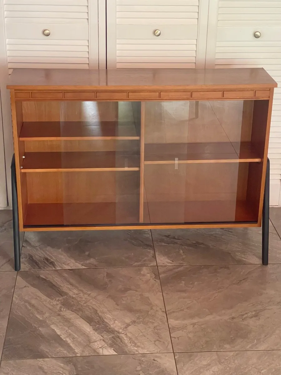 Mid century bookcase - Image 2