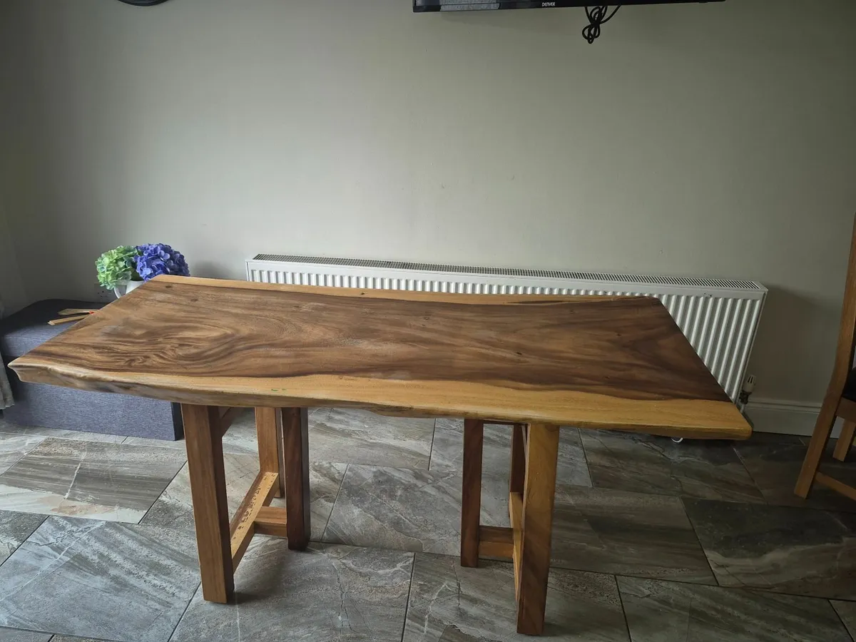 Kitchen table , 4 chairs - Image 2