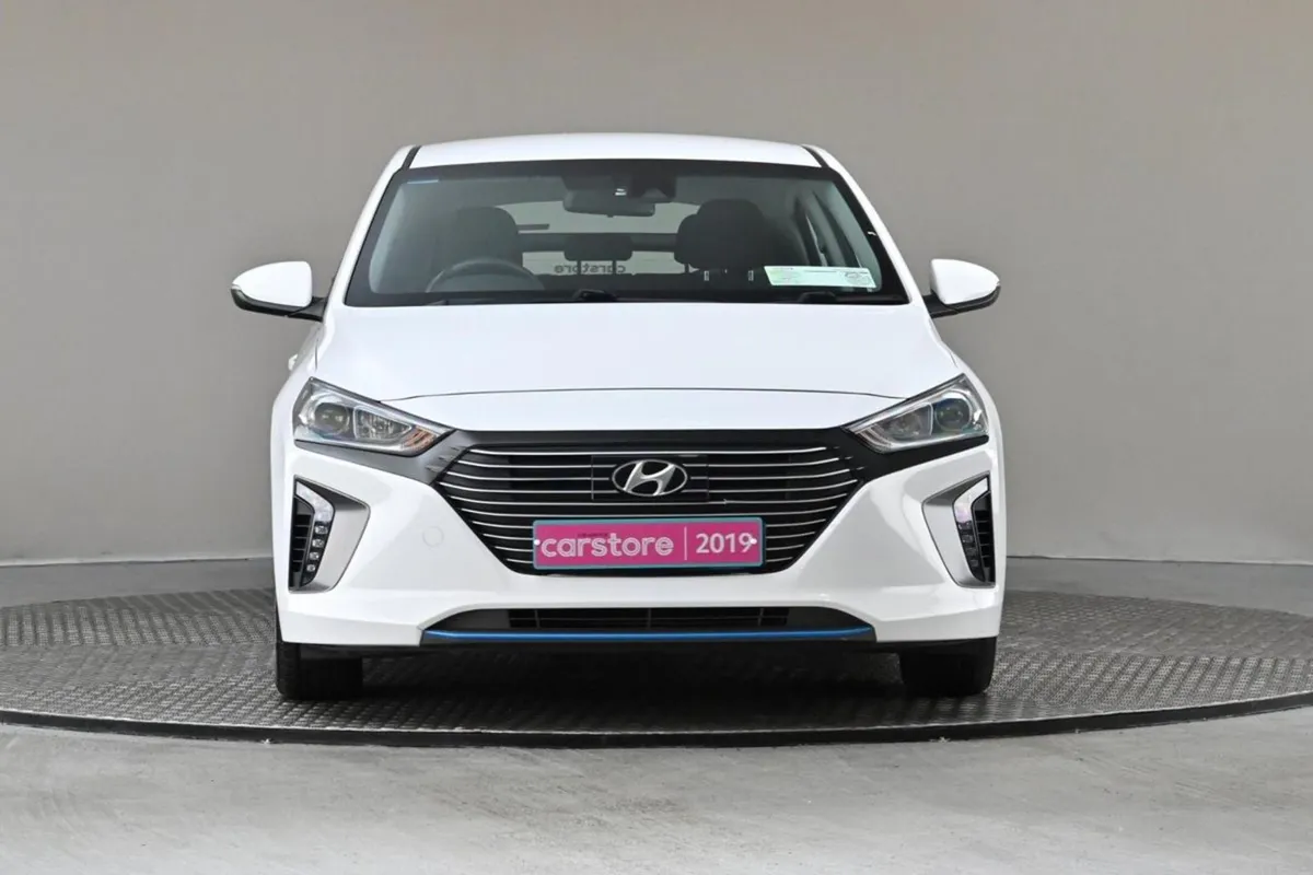 Hyundai Ioniq 1.6 GDI SE HEV Auto  reverse Cam re - Image 2