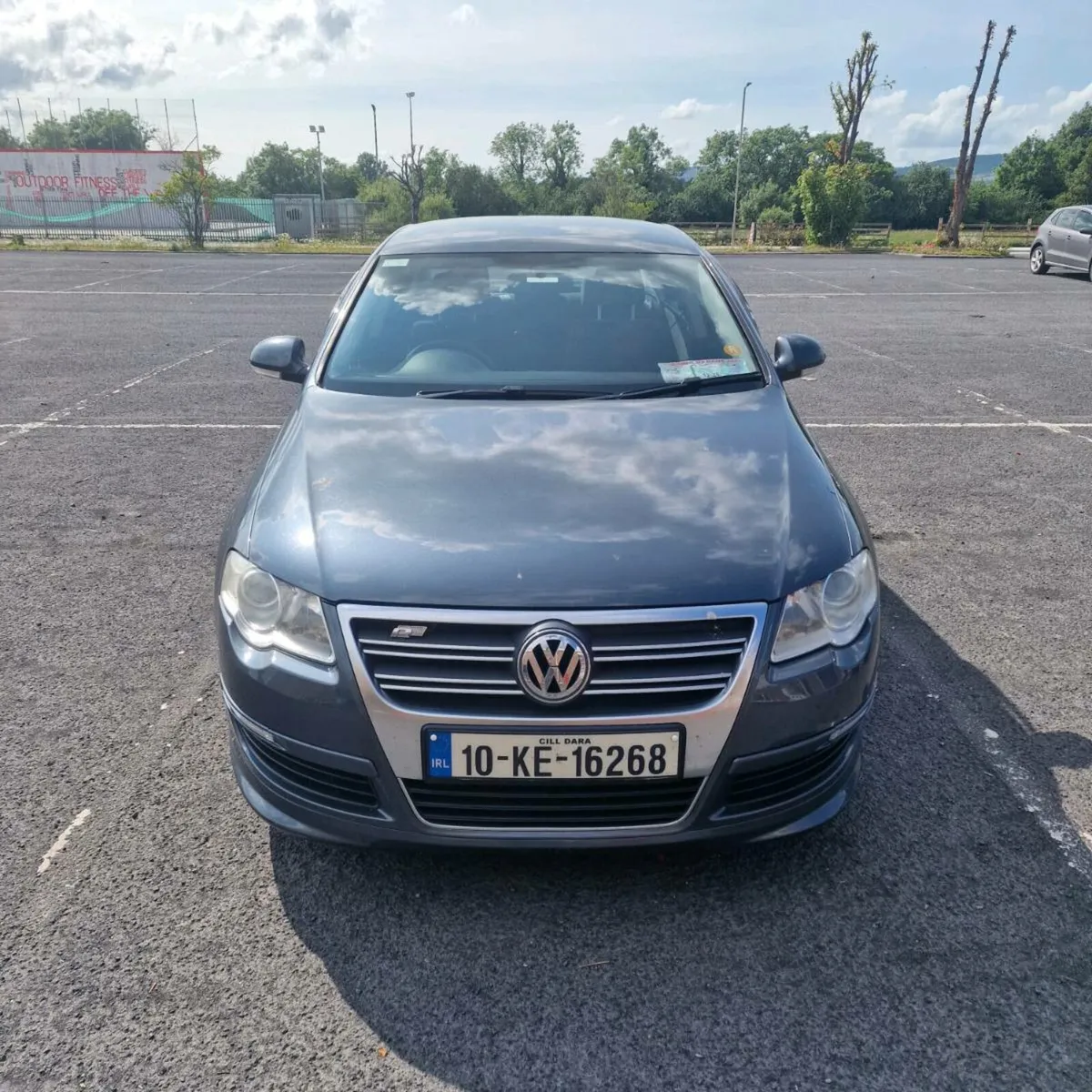2010 R Line VW Passat - Image 1