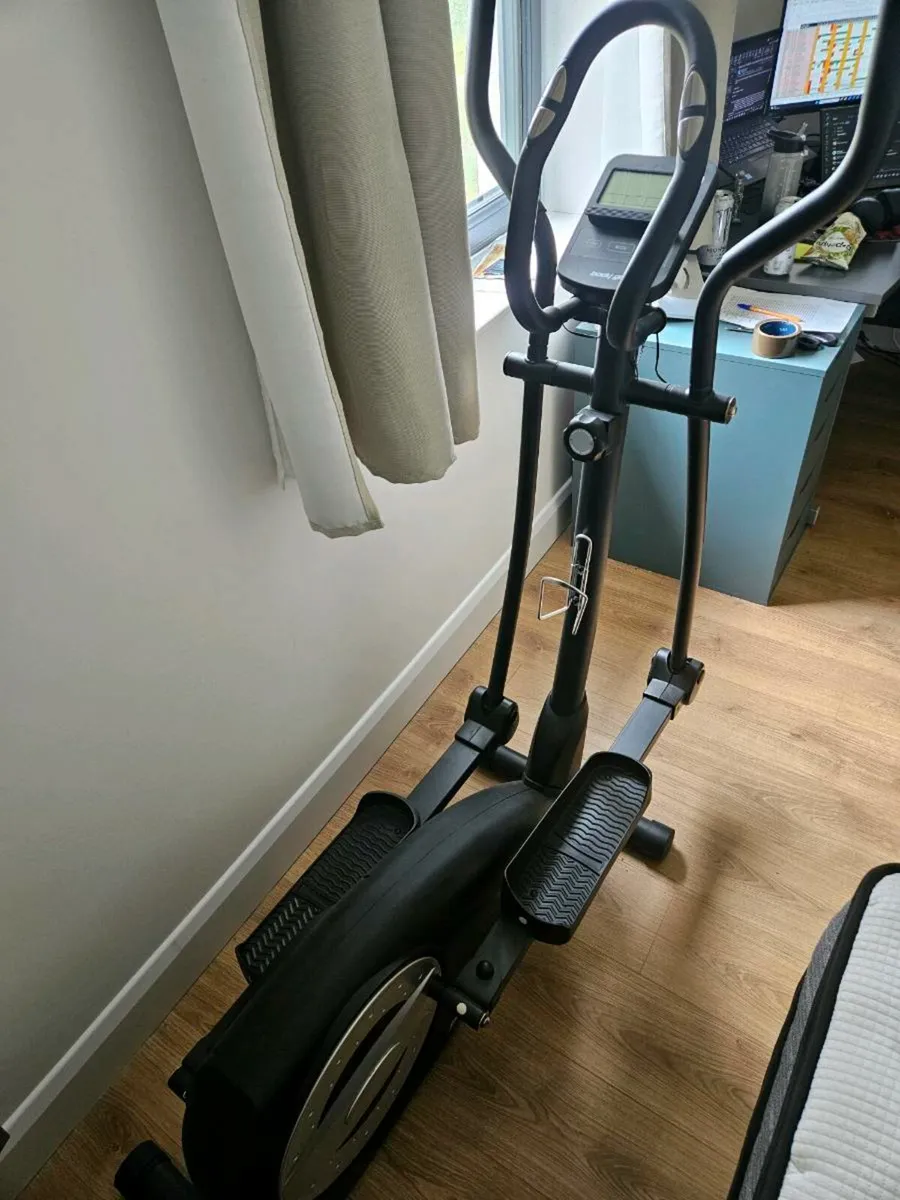 Body Go cross trainer - Image 2