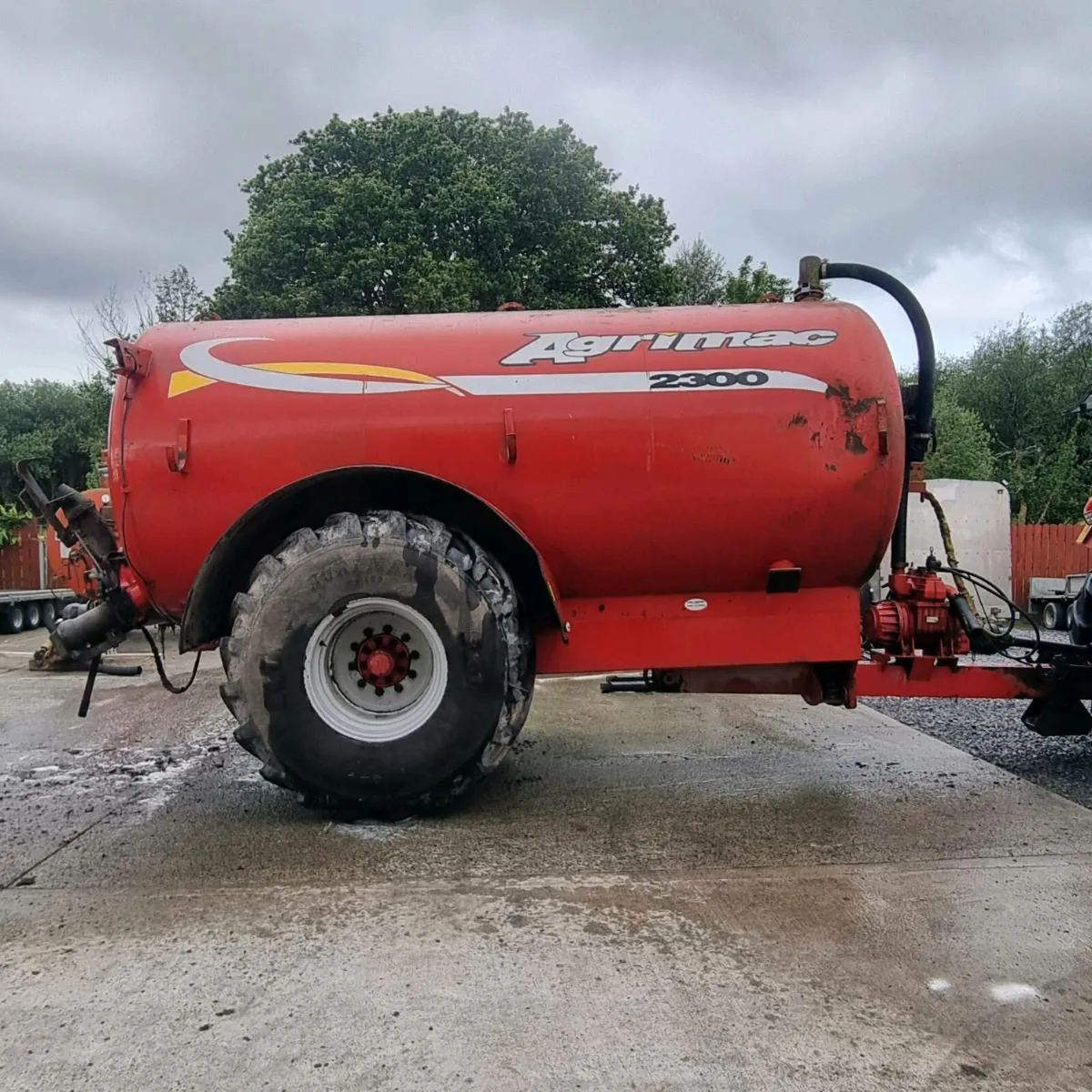 Agrimac 2300 gallon tanker - Image 1
