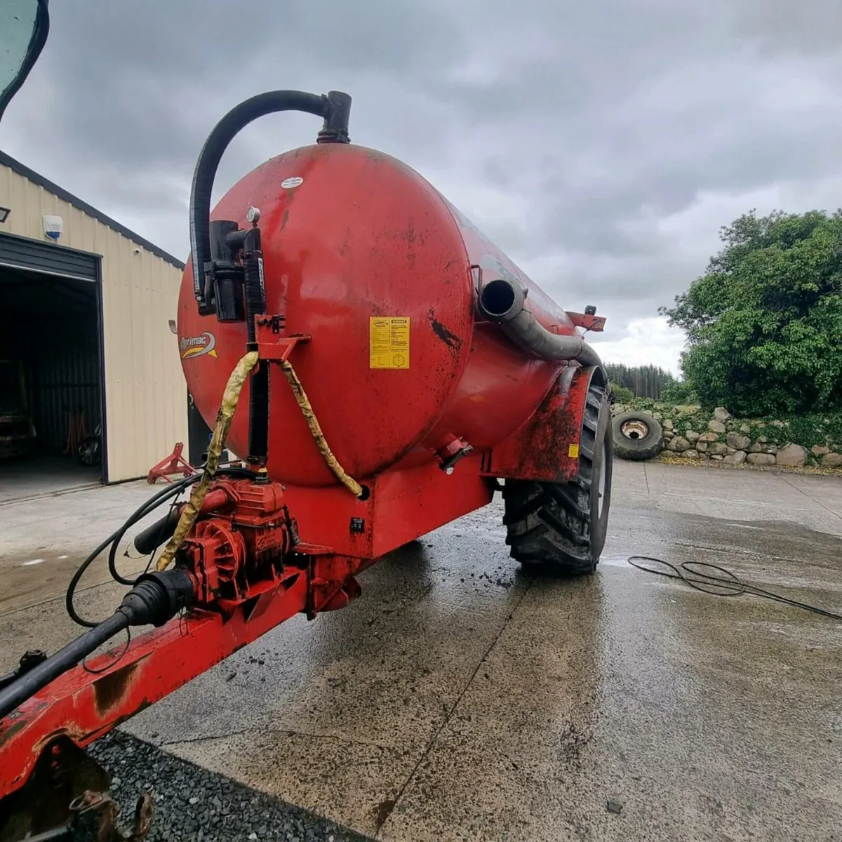 Agrimac 2300 gallon tanker - Image 3