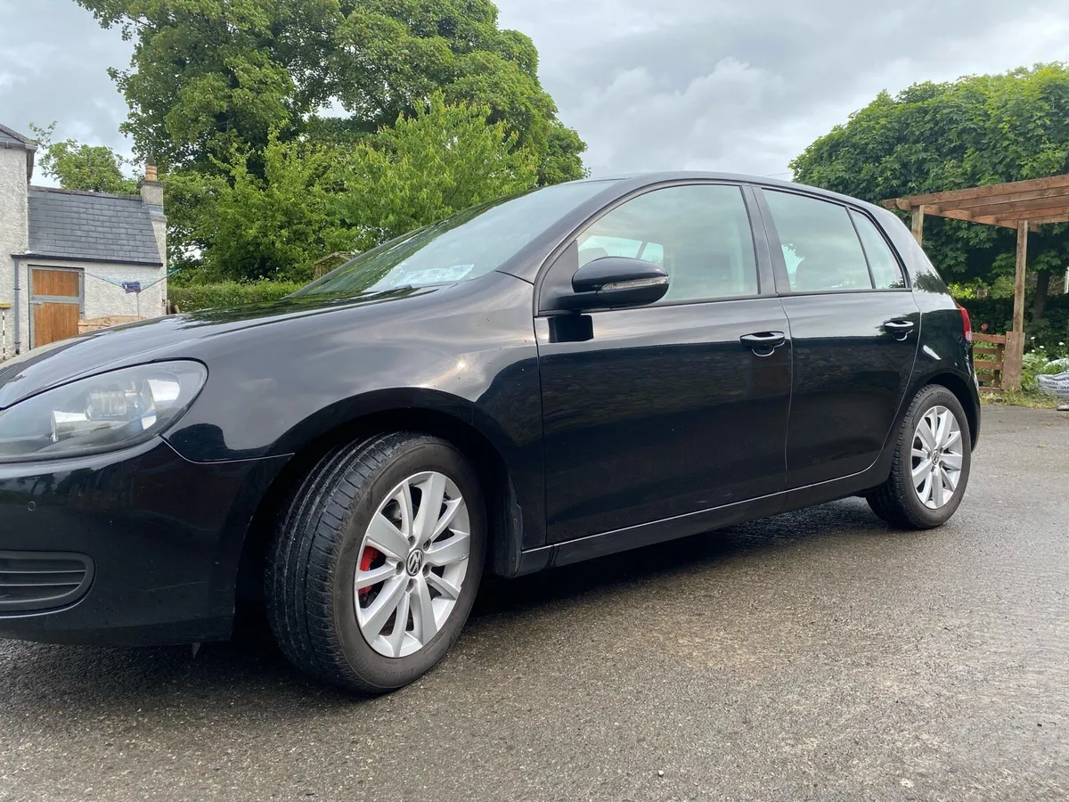 Volkswagen Golf - Image 4