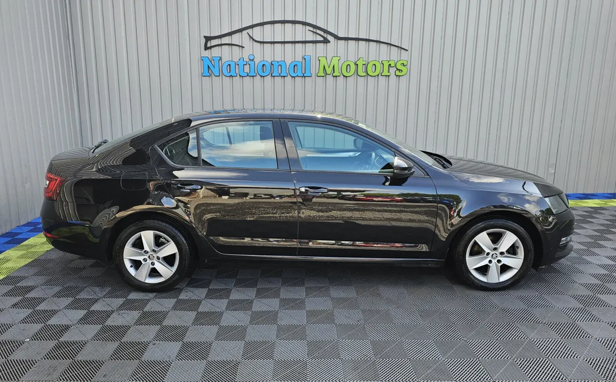 2018 Skoda Octavia AMBITION 1.6TDI 115HP DSG - Image 2