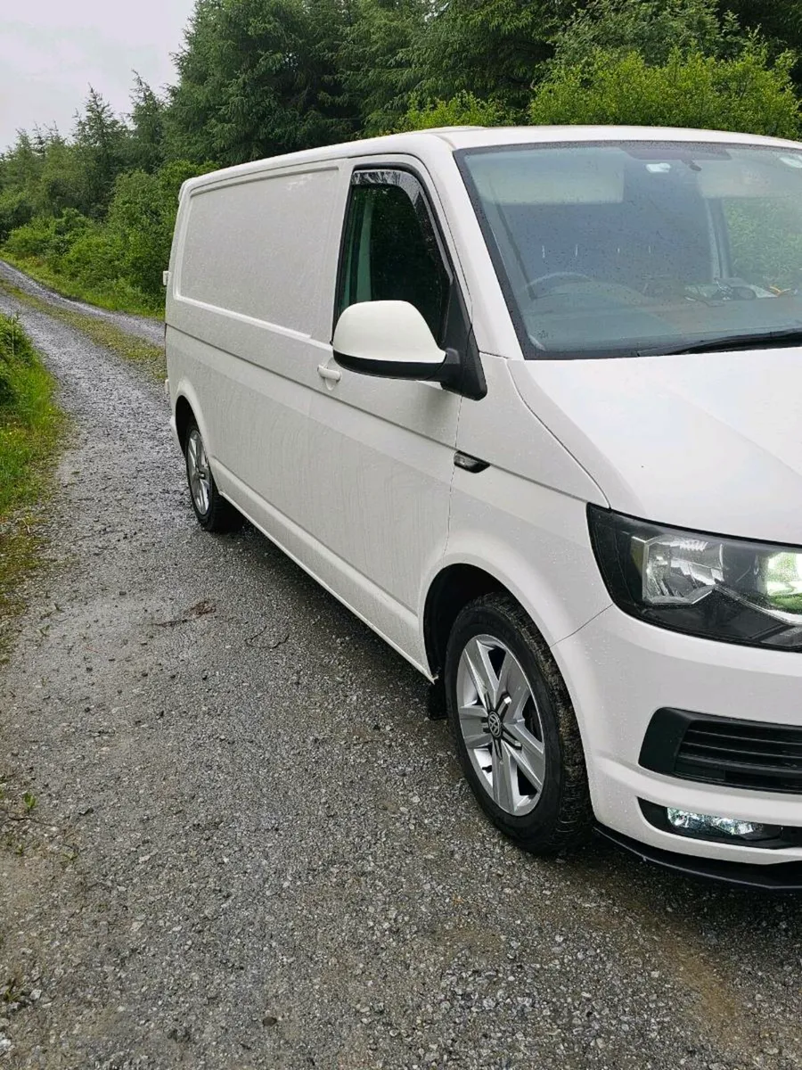 Volkswagon Transporter T32 - Image 4