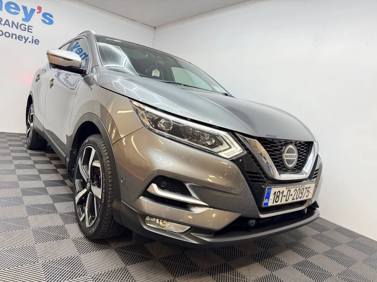 Nissan QASHQAI 1.2 Panoramic Roof High Spec  Low - Image 3