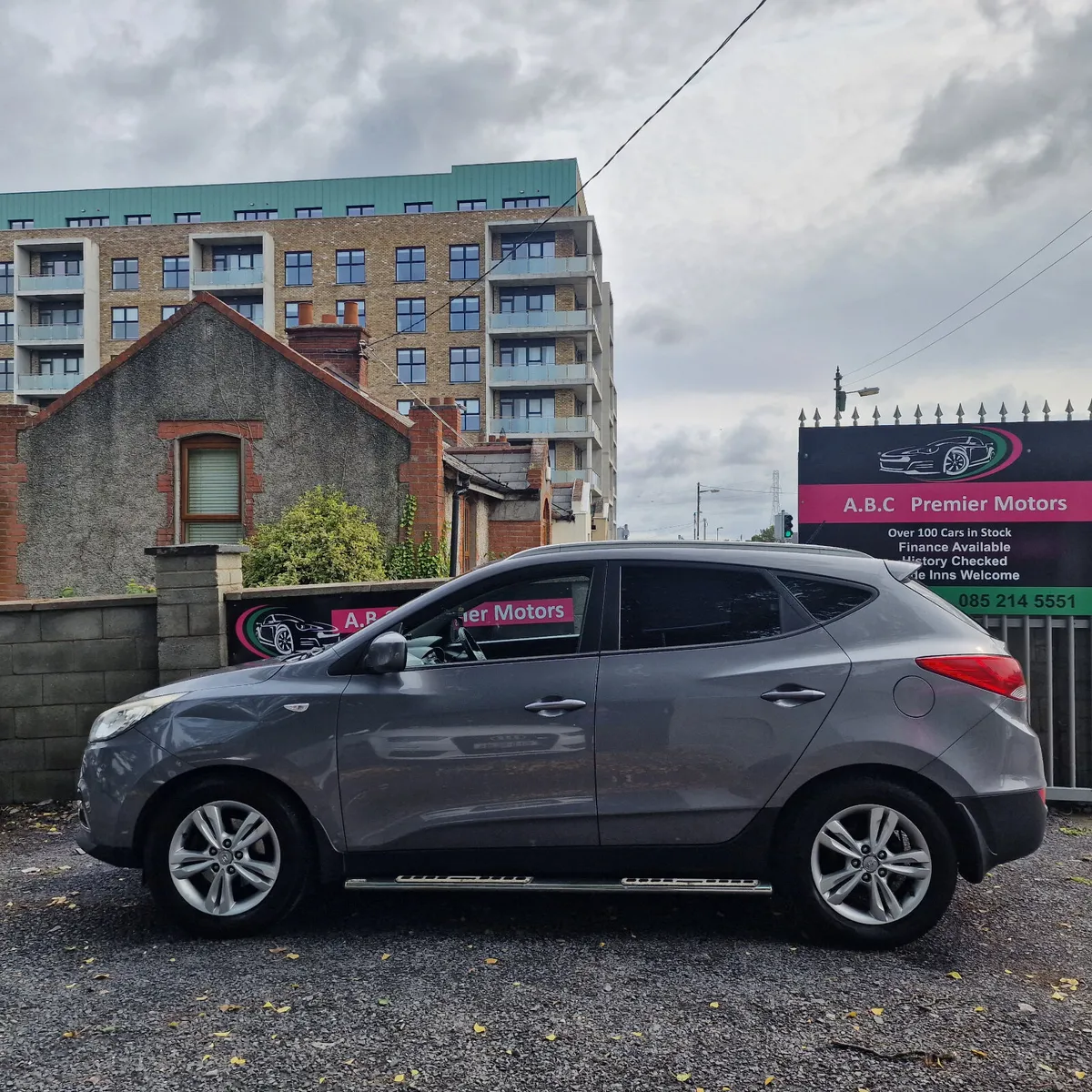 Hyundai ix35 2.0 Diesel 4WD Automatic 184hp - Image 4
