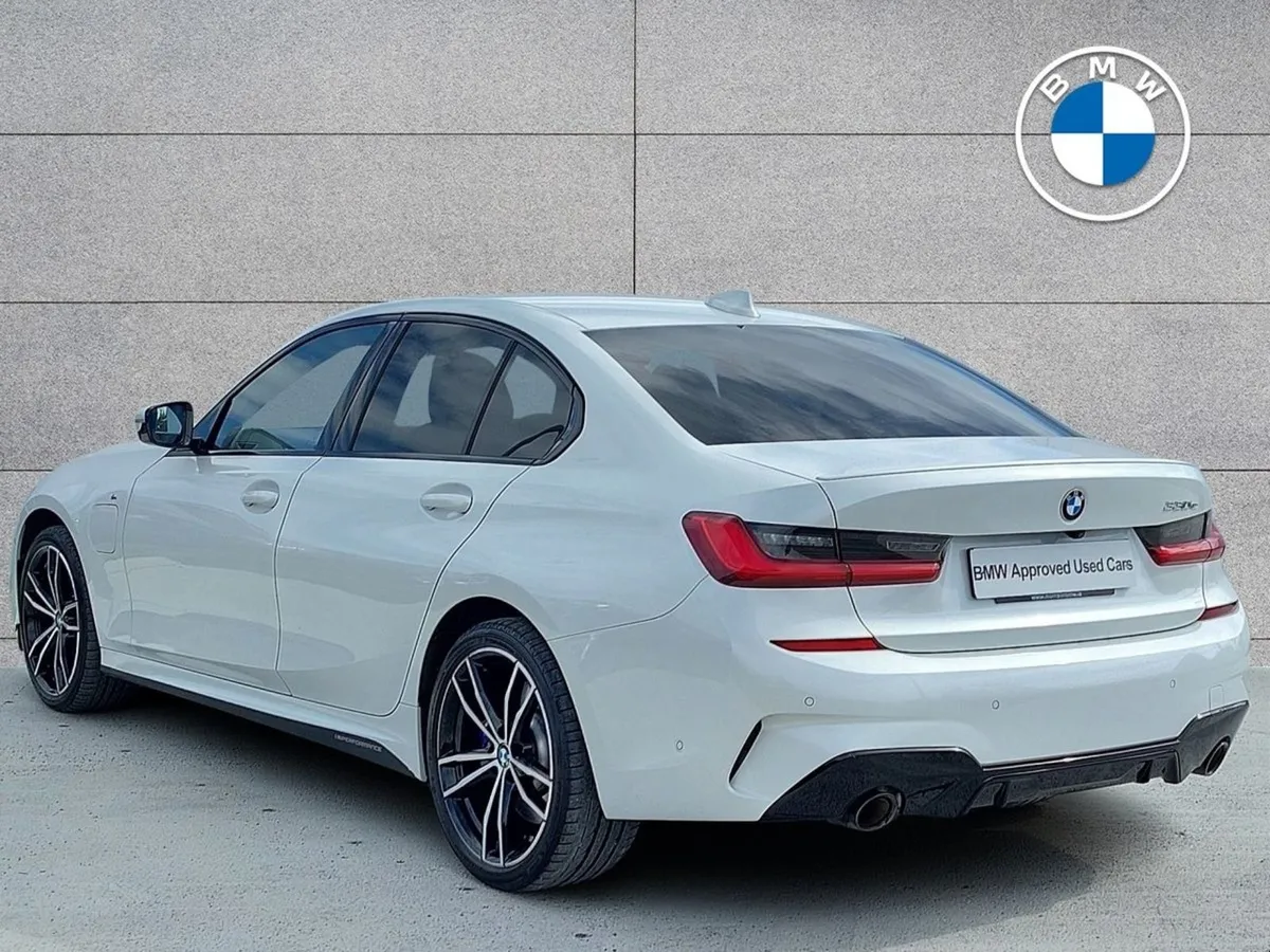 BMW 3 Series 330e M Sport Auto - Image 3