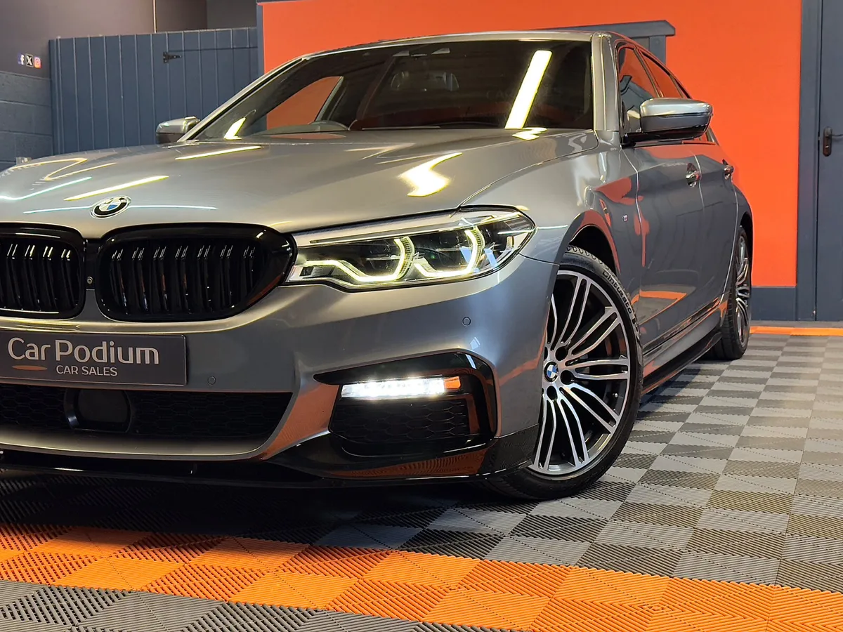 2017 BMW 523D G30 2.0L Auto - Image 4
