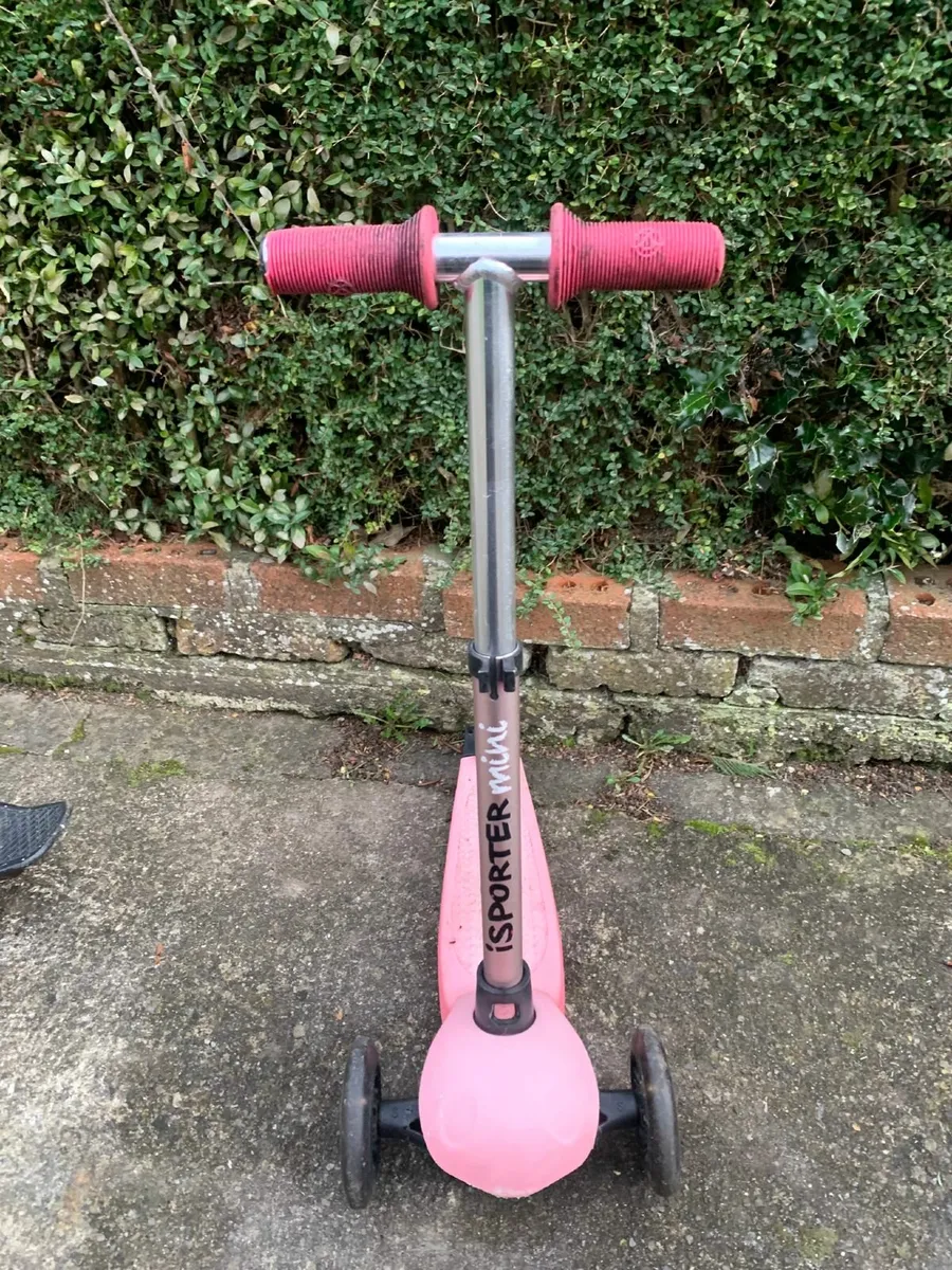 Free iscooter mini Kids Scooter - Image 2