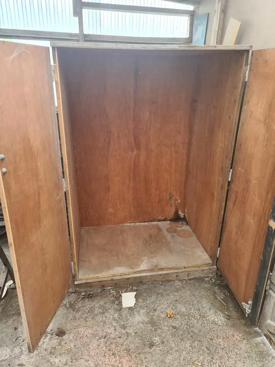 Free Crate - Image 2