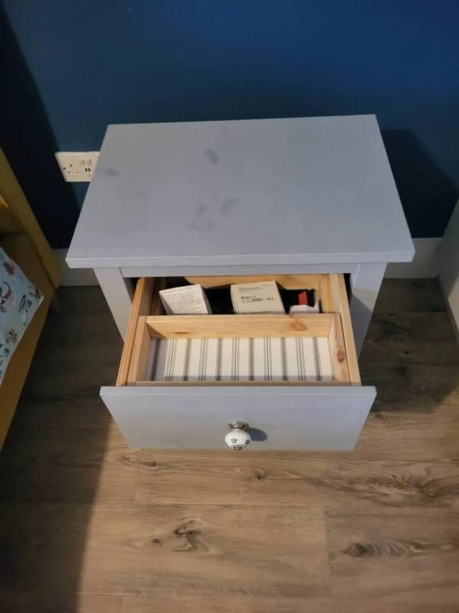 ikea bedside locker - Image 3
