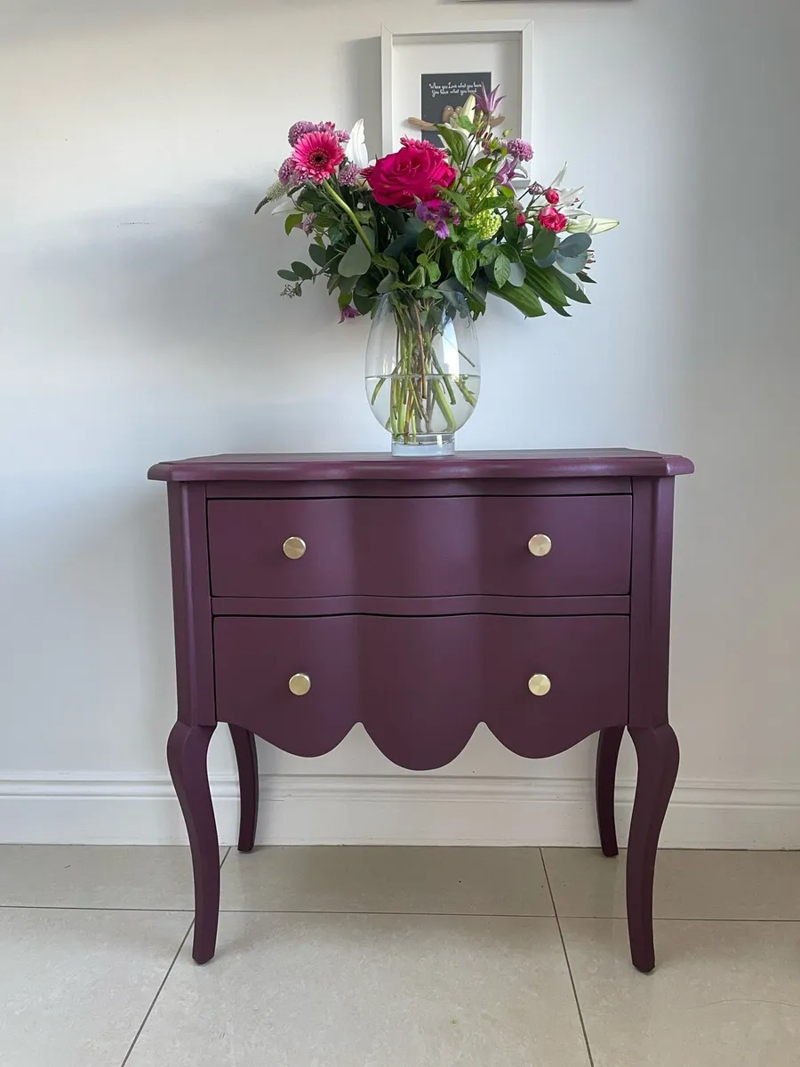 Two drawer painted unit - Image 4