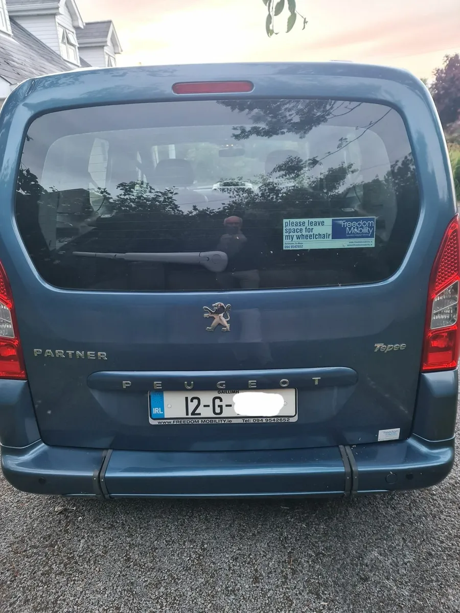 Peugeot Partner Wheelchair Accessible 2012 - Image 4