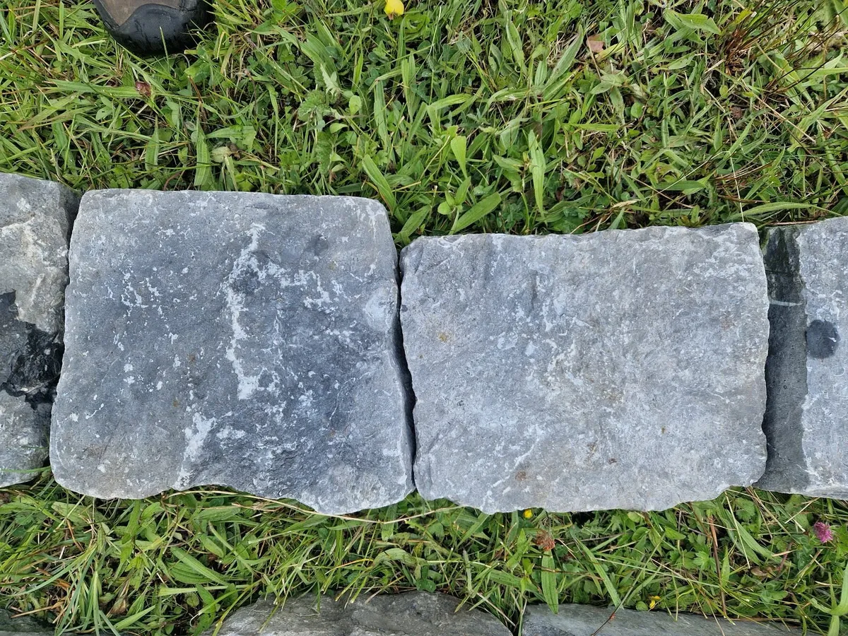 Killkenny Limstone Kerbs - split/rustic 24cm x 17m - Image 4