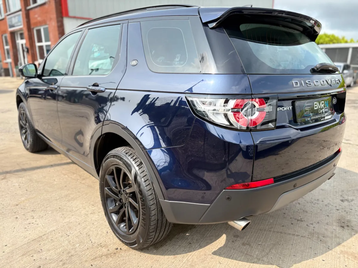 Land Rover Discovery Sport 2017 - Image 3