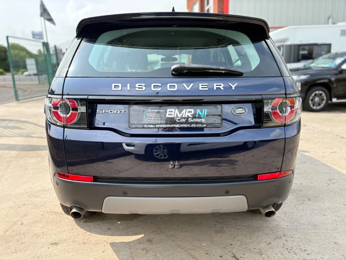 Land Rover Discovery Sport 2017 - Image 4