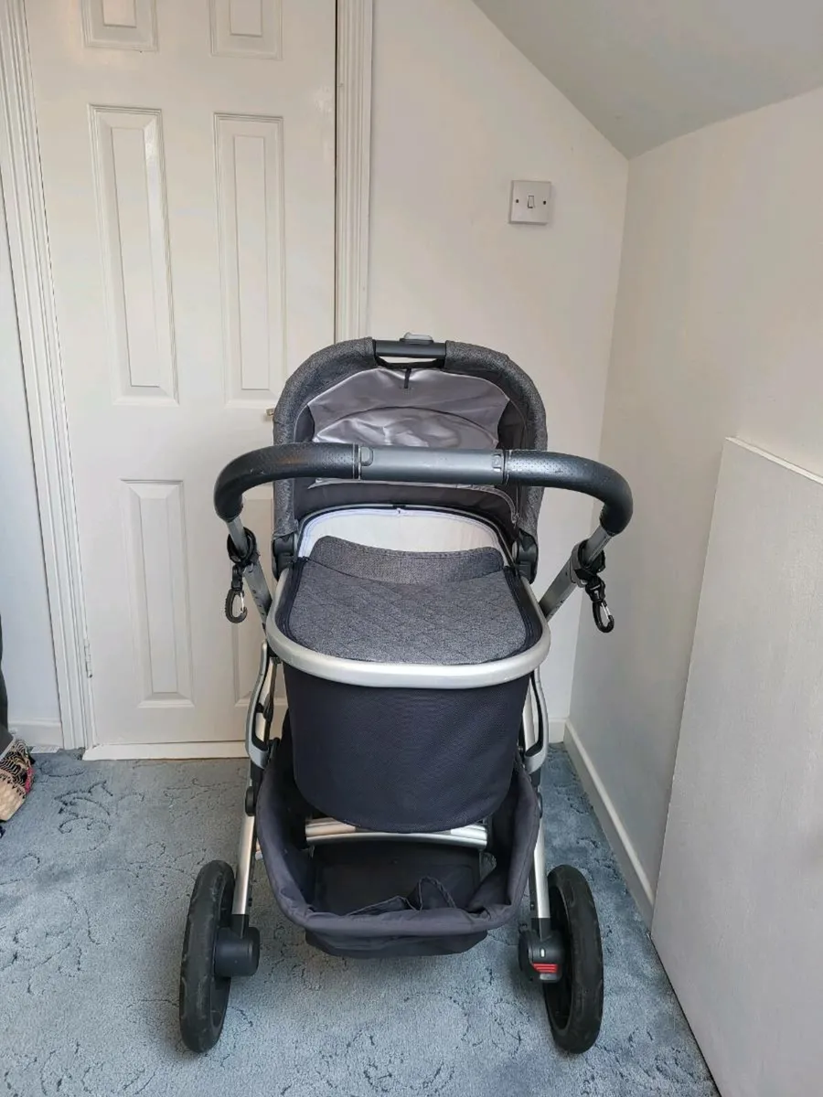 Uppababy vista travel system - Image 1
