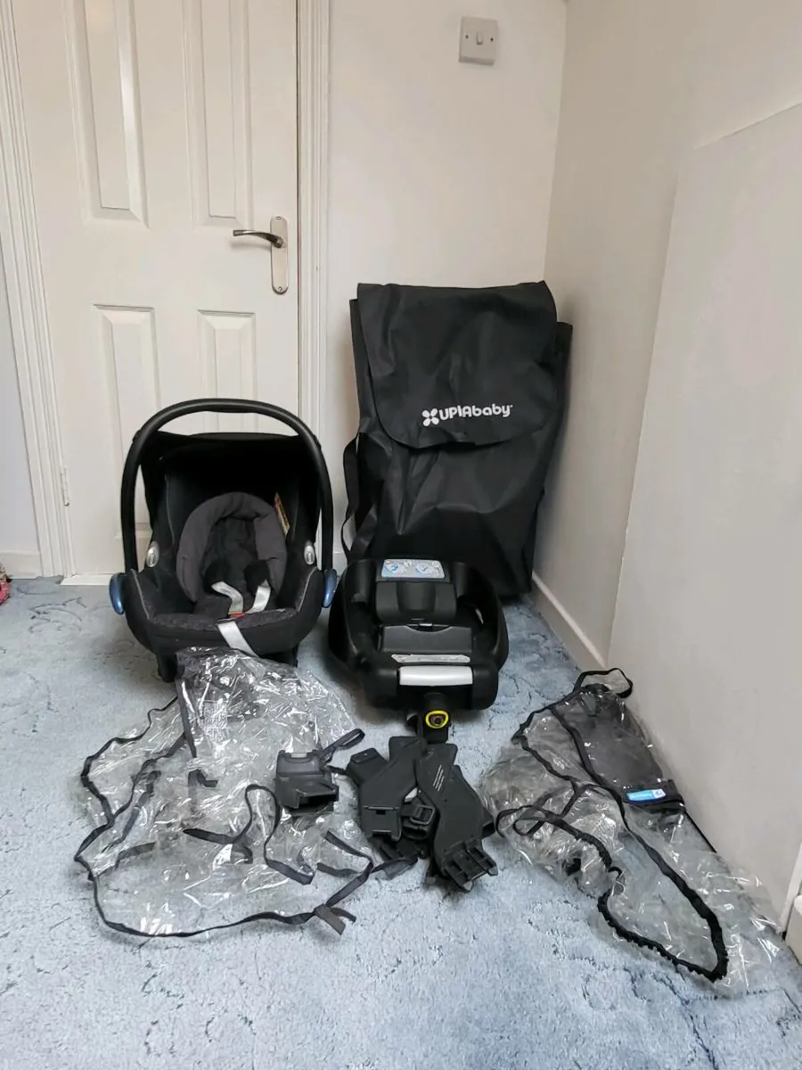 Uppababy vista travel system - Image 4