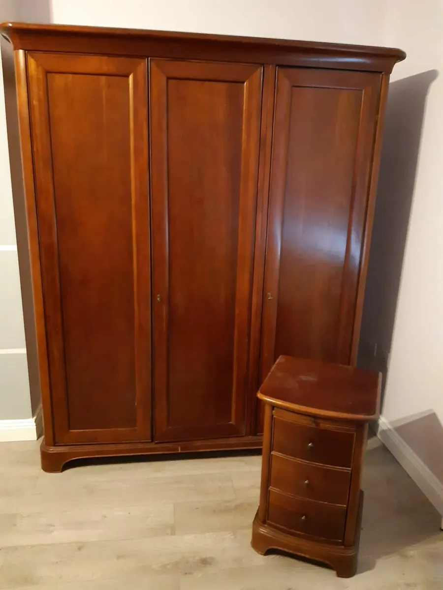 Quality Bedroom Furniture - Image 4