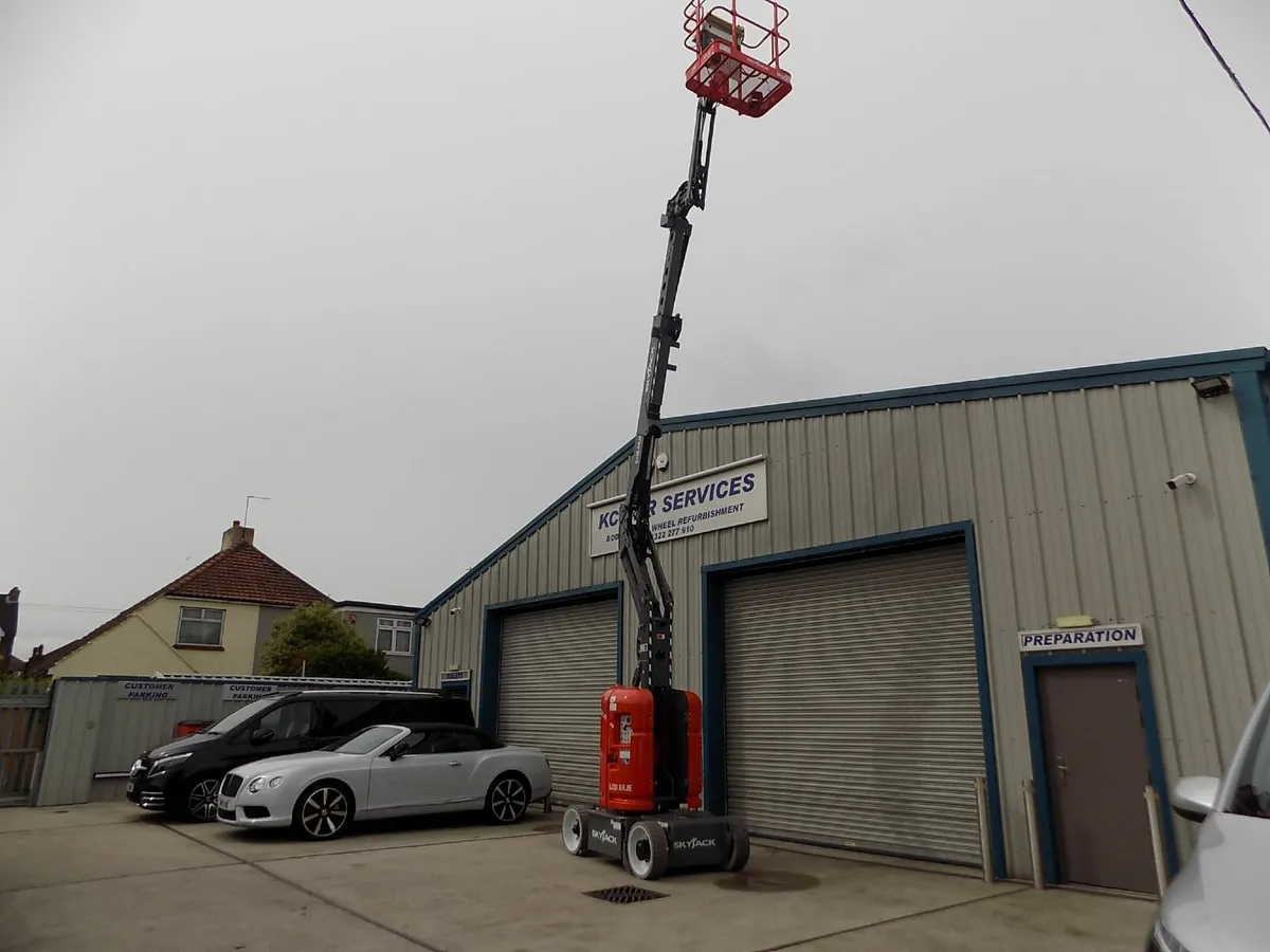 SJ30 ARJE CHERRY PICKER - Image 1