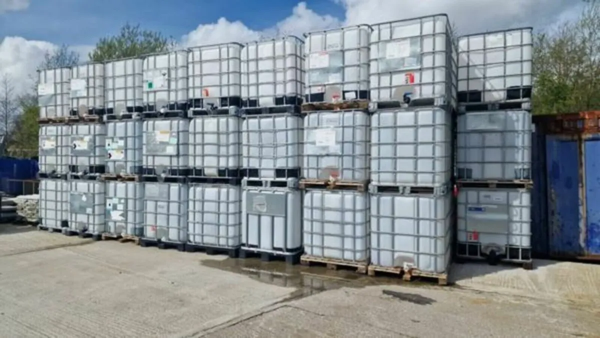 1000L IBC Tanks - Image 1